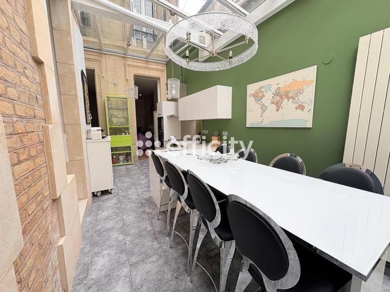 Appartement - 101 m² - 4 pièces