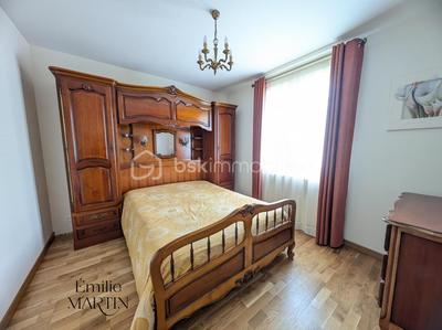 Maison - 111 m² - 5 pièces