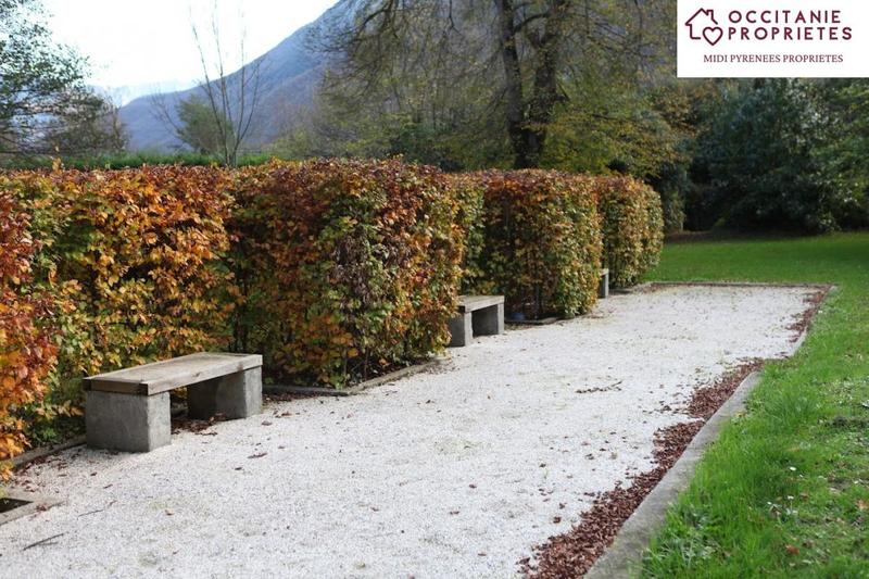 Château - 810 m² - 11 pièces