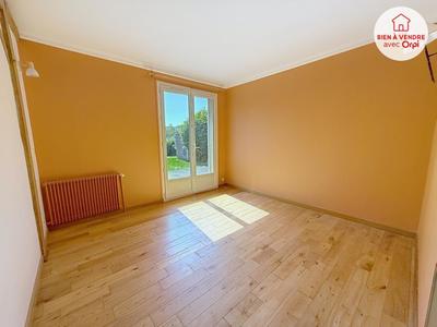 Maison - 143 m² - 8 pièces