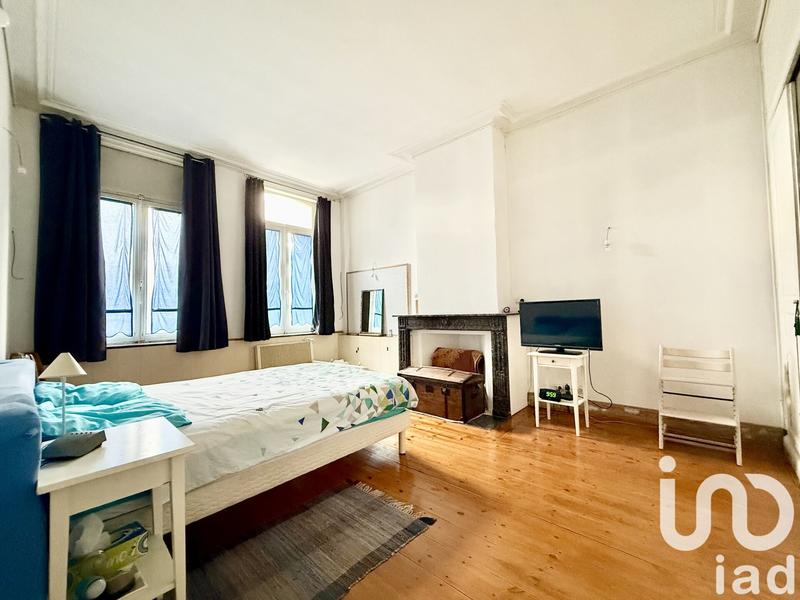 Maison - 186 m² - 8 pièces