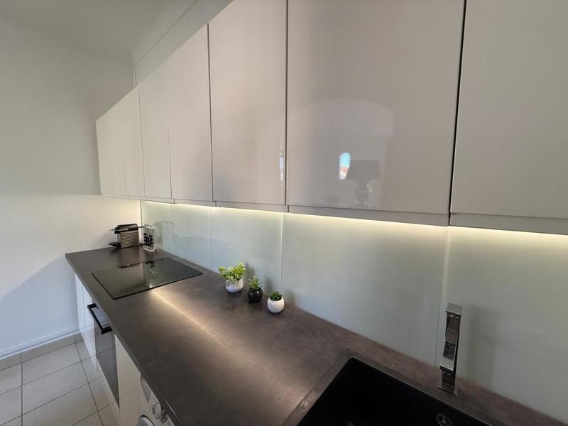 Appartement - 80 m² - 3 pièces