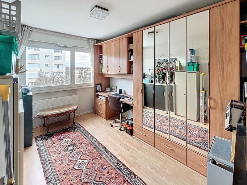 Appartement - 107 m² - 5 pièces