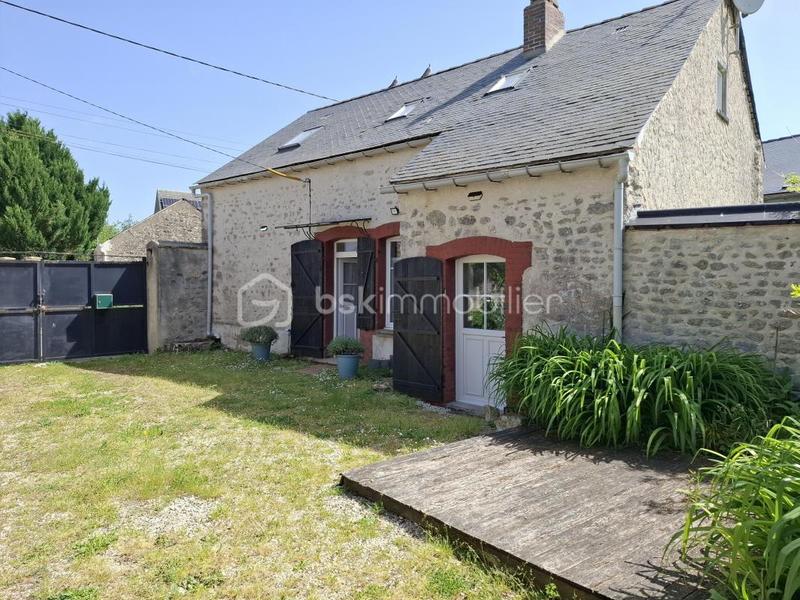 Maison - 90 m² - 4 pièces