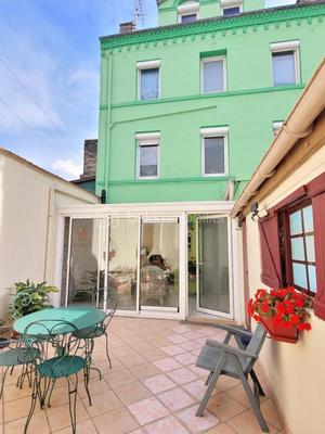 Maison de ville - 140 m² - 8 pièces