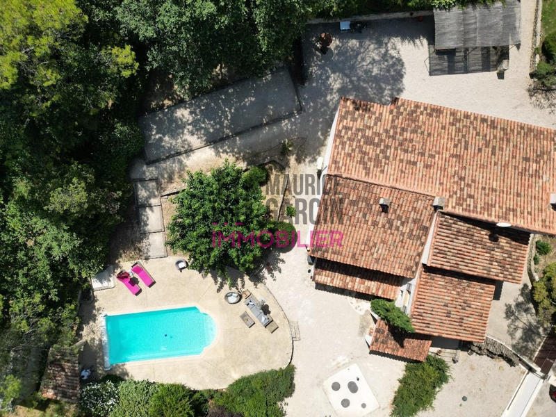 Maison - 120 m² - 3 pièces