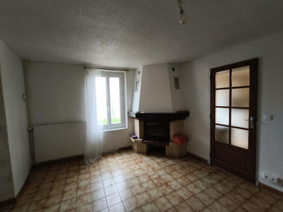 Maison - 90 m² - 5 pièces