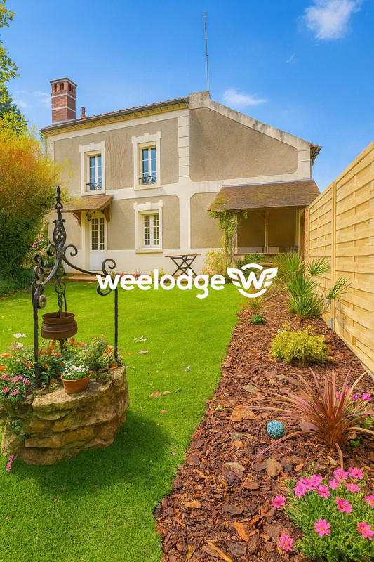 Maison - 90 m² - 5 pièces