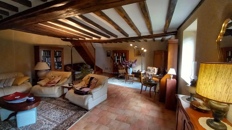 Maison ancienne - 248 m² - 8 pièces