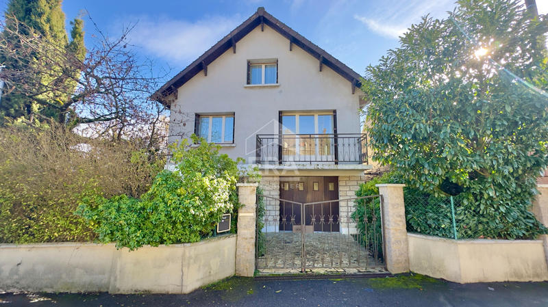 Maison - 122 m² - 7 pièces