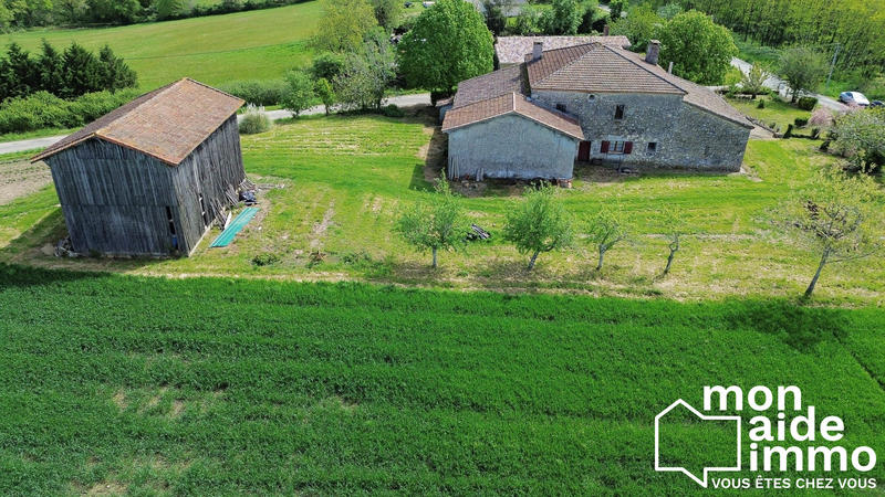 Maison ancienne - 204 m² - 5 pièces