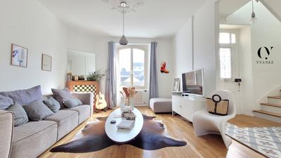 Maison - 138 m² - 7 pièces