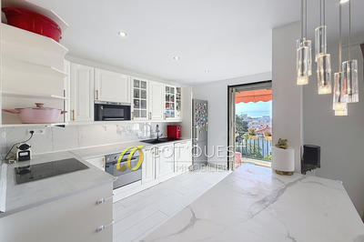 Appartement - 104 m² - 4 pièces