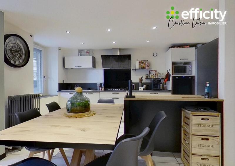 Maison - 105 m² - 5 pièces