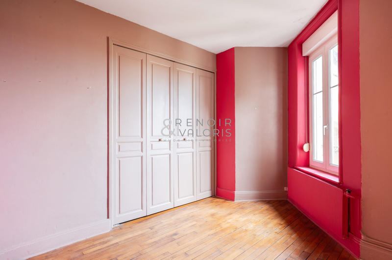 Appartement - 98 m² - 5 pièces