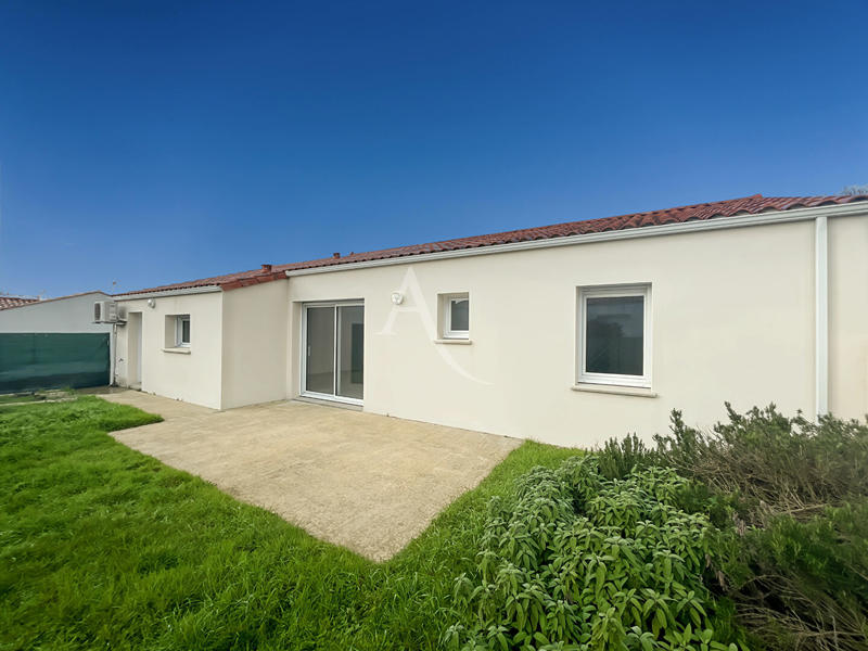 Maison - 93 m² - 4 pièces