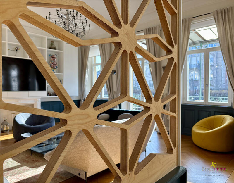 Appartement - 176 m² - 5 pièces