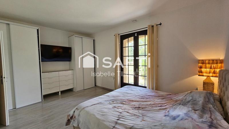 Maison - 194 m² - 6 pièces