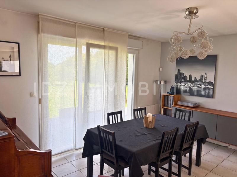 Maison - 107 m² - 5 pièces