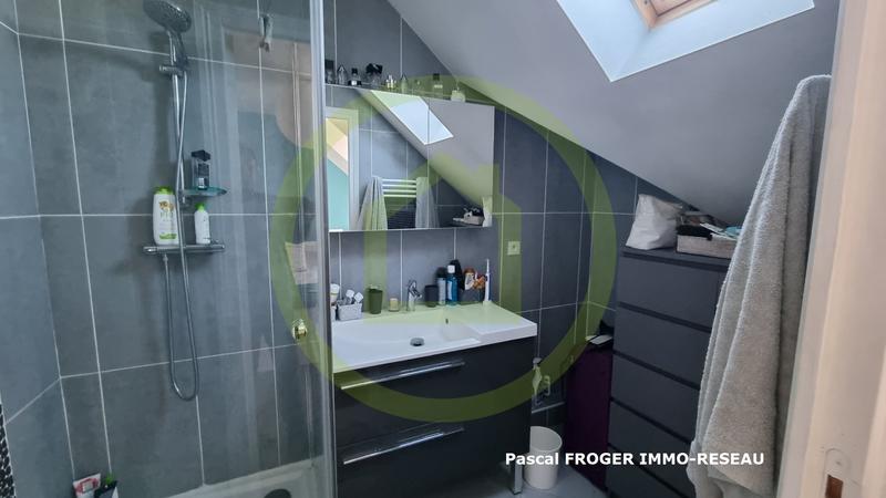 Maison - 137 m² - 7 pièces