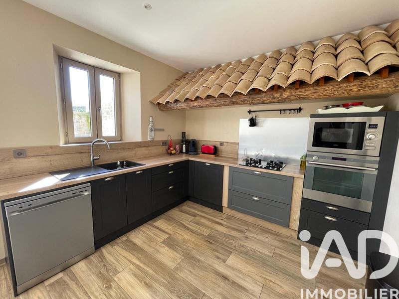 Maison - 356 m² - 6 pièces