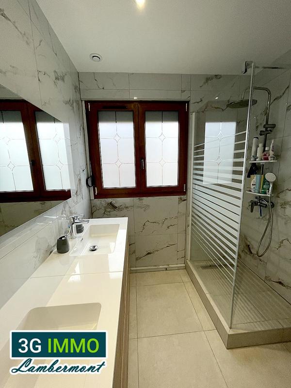 Maison - 149 m² - 6 pièces