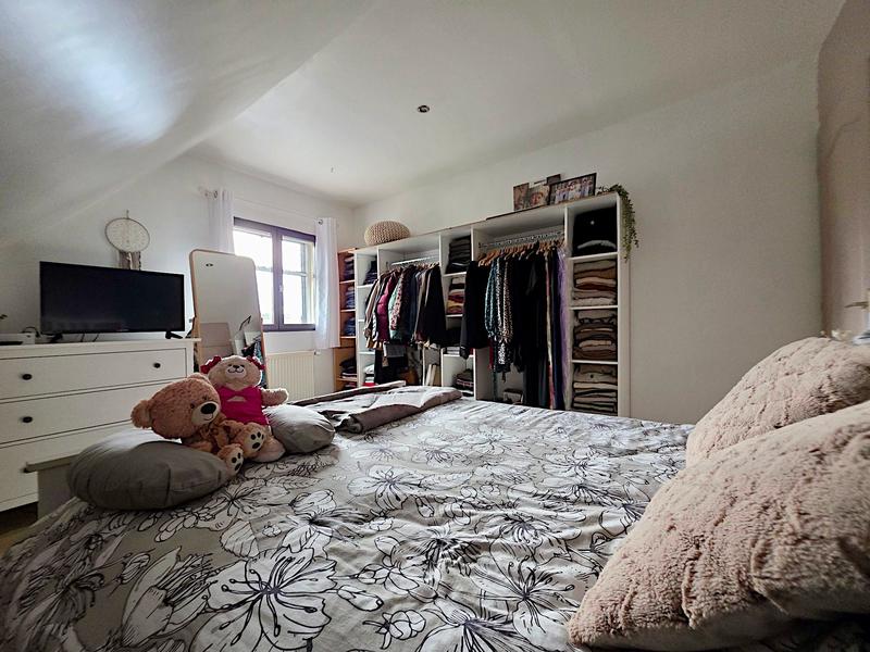 Maison traditionnelle - 97 m² - 4 pièces