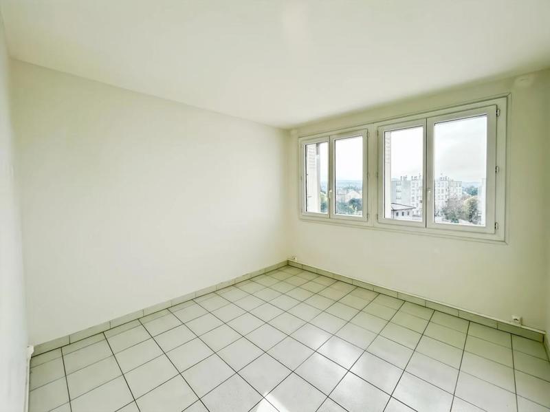 Appartement - 88 m² - 5 pièces