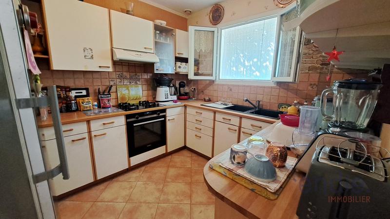 Maison - 95 m² - 4 pièces