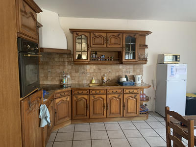 Maison - 250 m² - 10 pièces