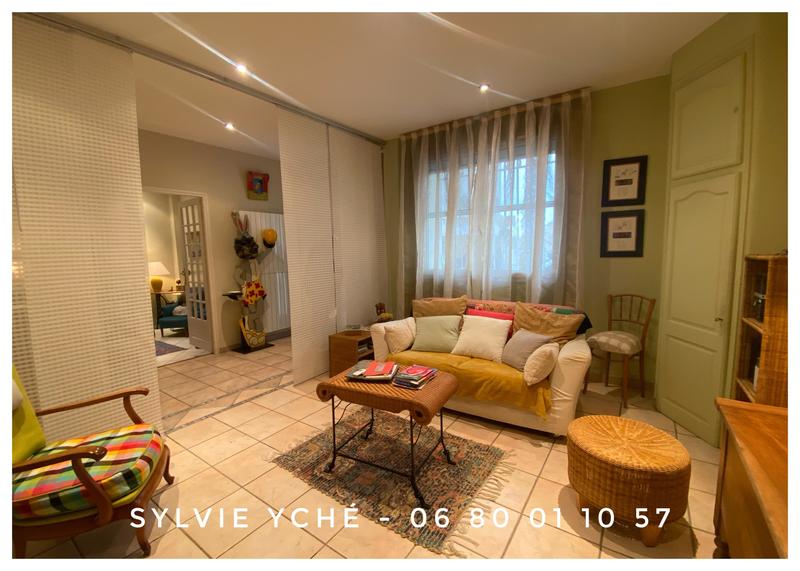 Maison de ville - 160 m² - 6 pièces