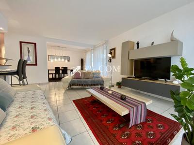 Appartement - 84 m² - 3 pièces