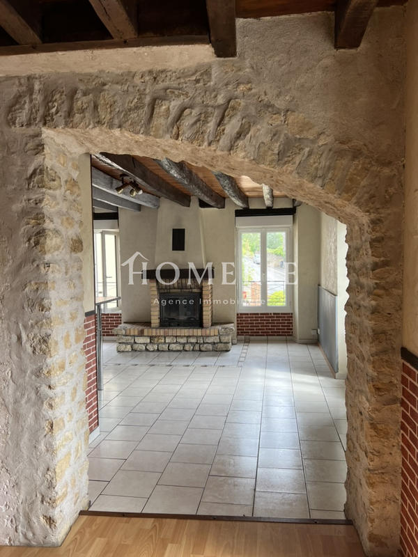 Maison de village - 300 m² - 16 pièces