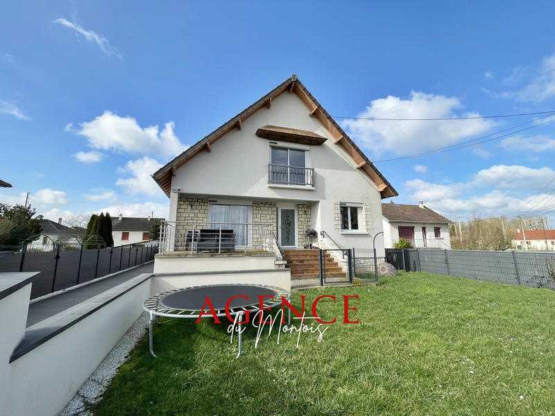 Maison - 150 m² - 5 pièces