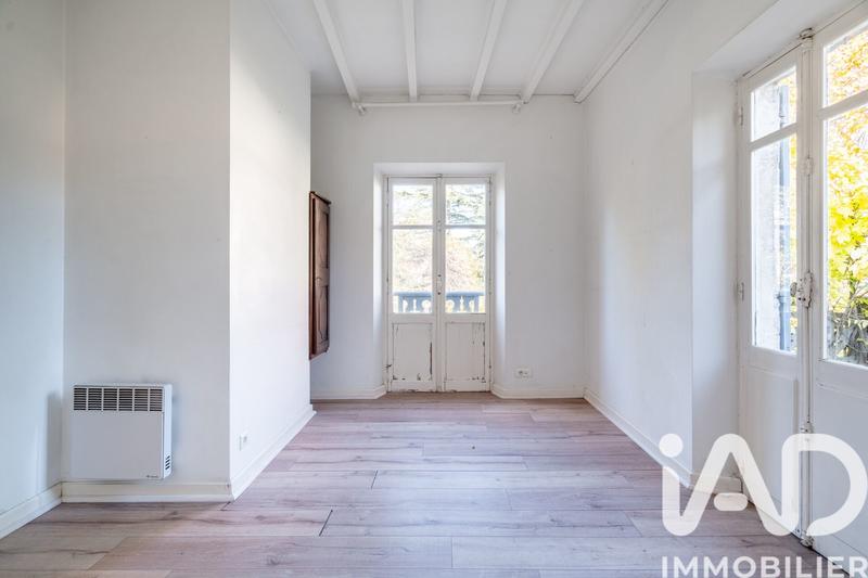 Maison - 245 m² - 9 pièces