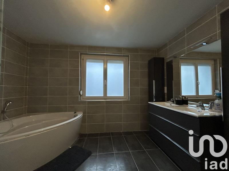 Maison - 165 m² - 6 pièces