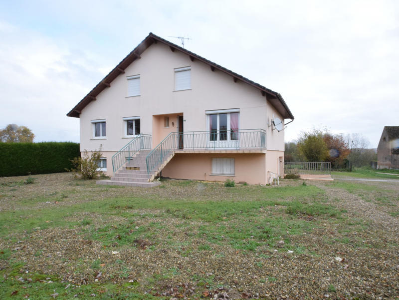 Maison - 179 m² - 6 pièces