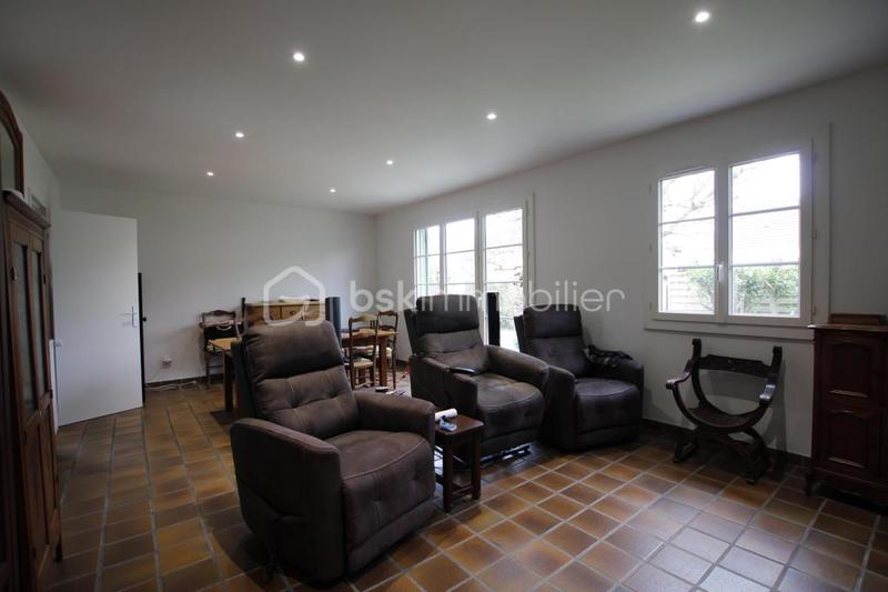 Maison traditionnelle - 85 m² - 3 pièces