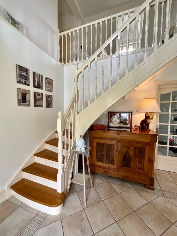 Maison - 171 m² - 5 pièces