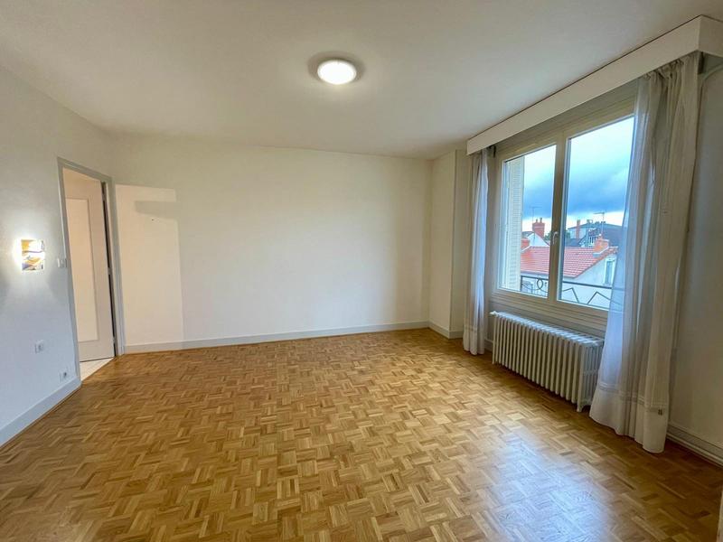 Appartement - 98 m² - 4 pièces