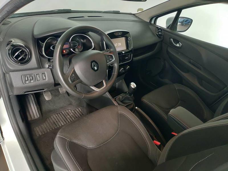 Renault Clio IV Business dCi 75 - 18