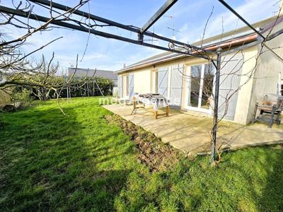 Maison - 104 m² - 5 pièces