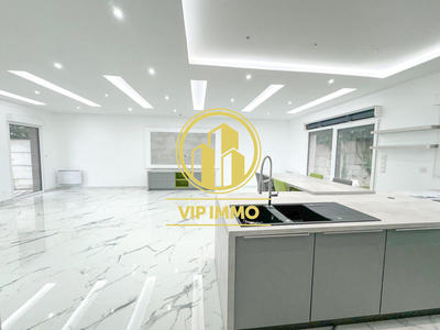 Maison - 129 m² - 6 pièces