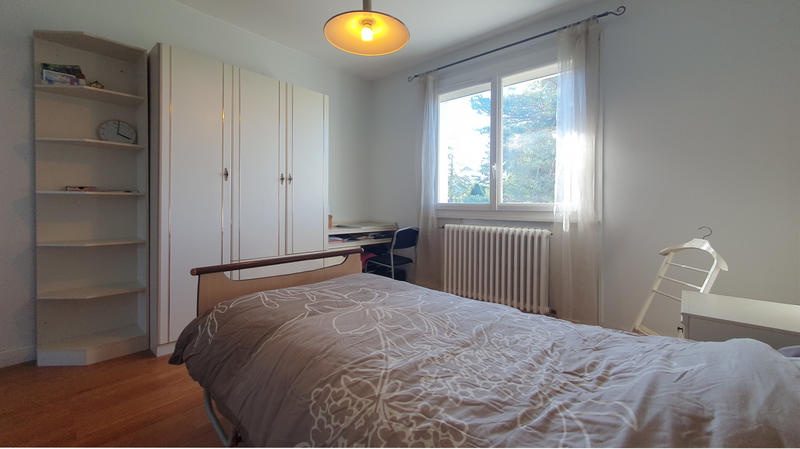 Maison - 221 m² - 6 pièces