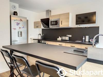 Chambre - 12 m² - 1 pièce