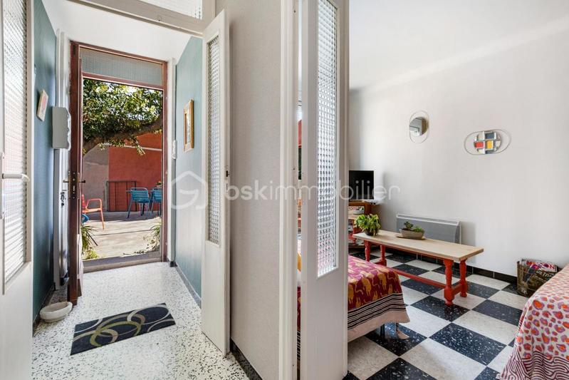 Demeure - 201 m² - 8 pièces