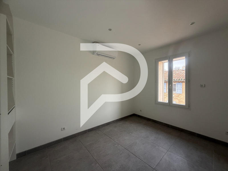 Appartement - 94 m² - 4 pièces