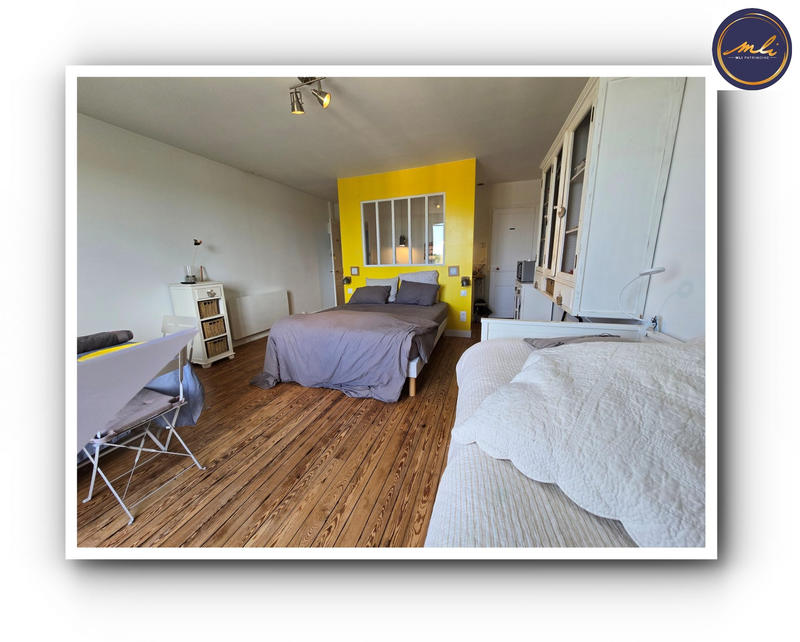 Villa - 264 m² - 10 pièces