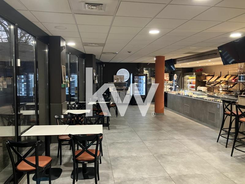 Fonds de commerce - Magasins - 205 m²