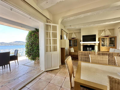 Villa - 325 m² - 7 pièces